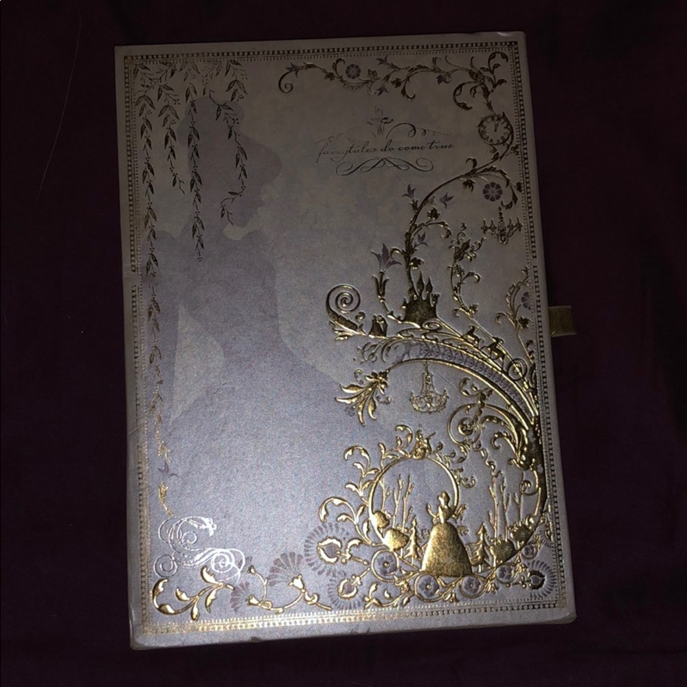 Storylook Sephora Cinderella eyeshadow palette